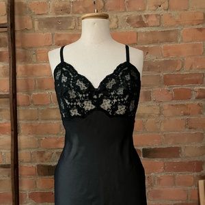 Gorgeous vintage inky black nightie